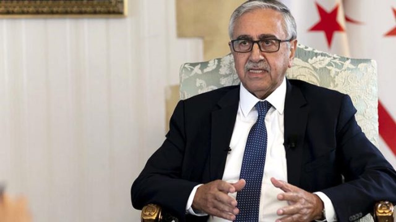 KKTC Cumhurbaşkanlığı seçimlerini kaybeden Mustafa Akıncı siyasi hayatını noktaladı