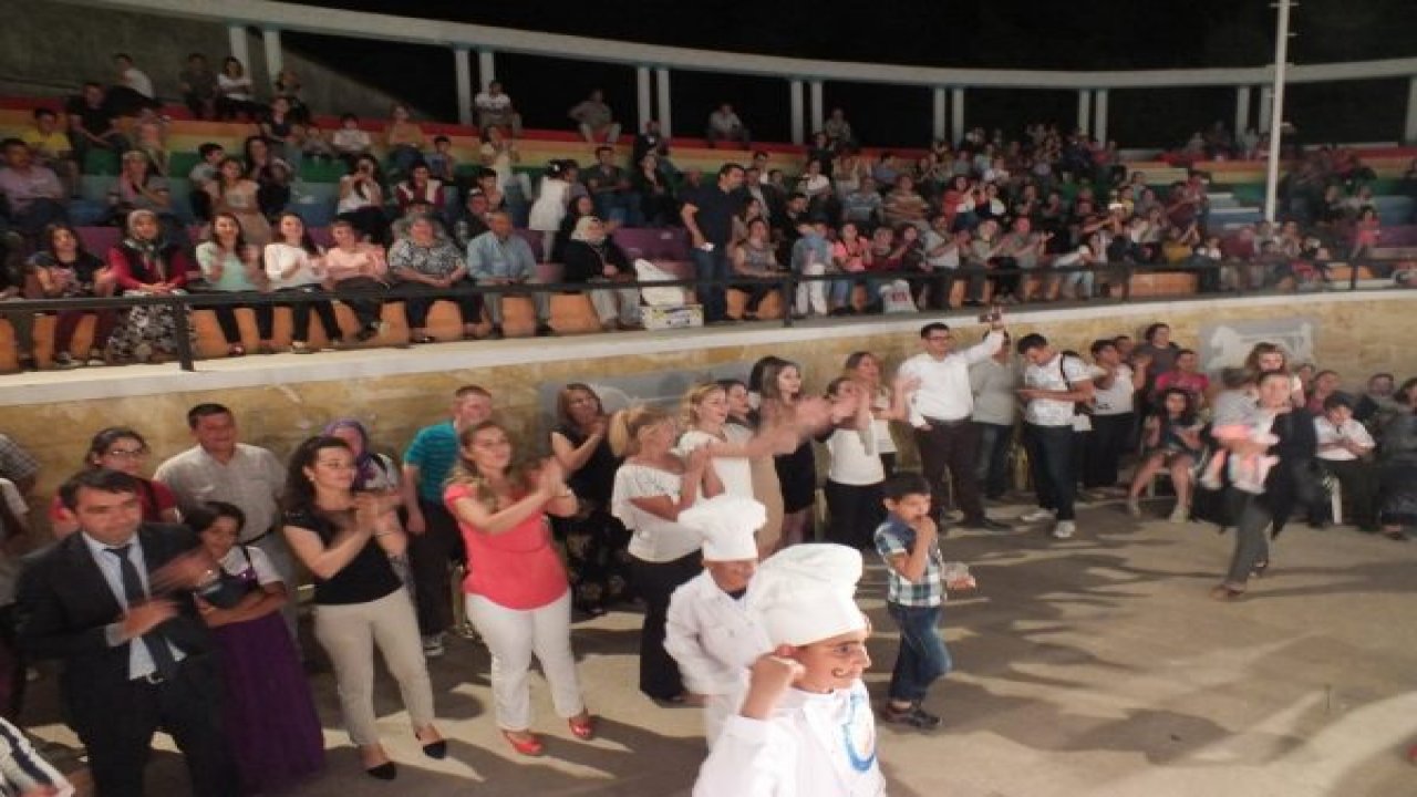 Milas’ta özel öğrencilerden festivale özel gösteri