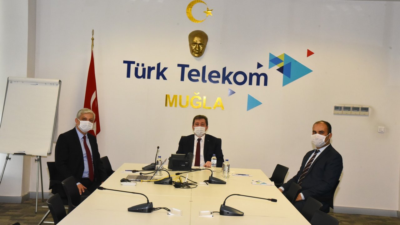 Vali Tavlı Telekom çalışmalarını inceledi 