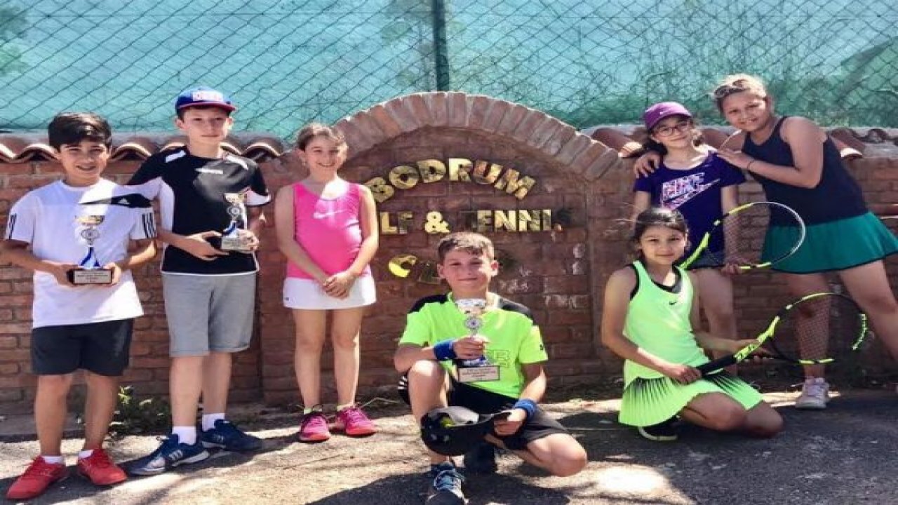 Muğla Tenis Kulübünden birincilik