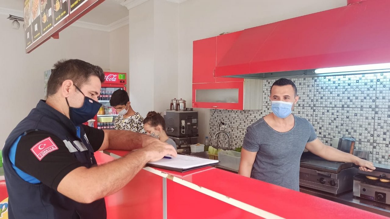 Maske takmayan vatandaşlar uyarıldı