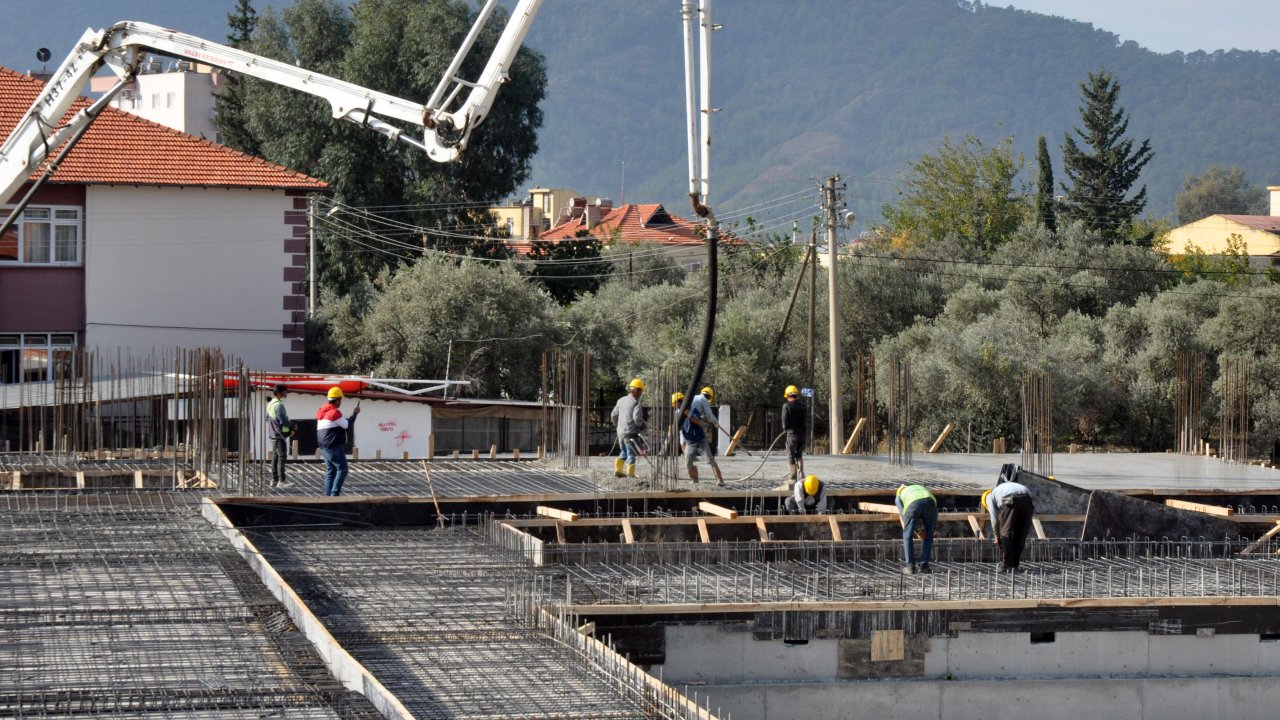 Ortaca' ya yarı olimpik yüzme havuzu yapılacak