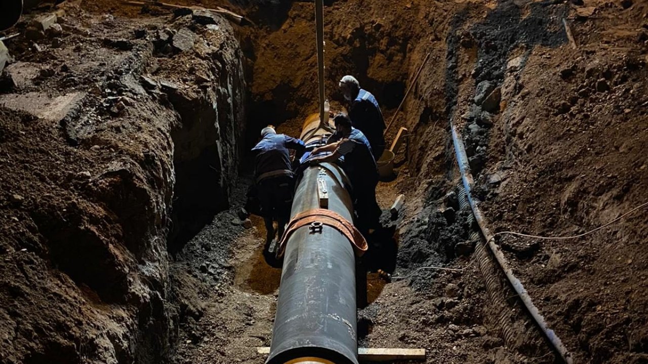 Bitez’de DSİ Hattı Patladı