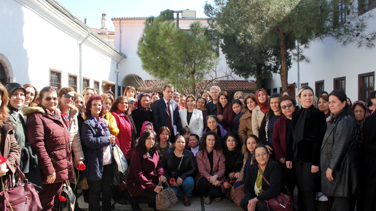 “Anayasa'da kadınlara yönelik pozitif ayrımcılık ilkesini getirdik”