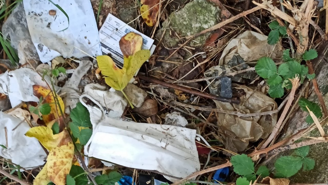 Atık maske kirliliği tehlike yaratıyor