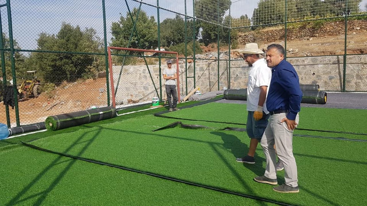 Nebiler Mahallesi’ne ikinci halı sahasına kavuştu