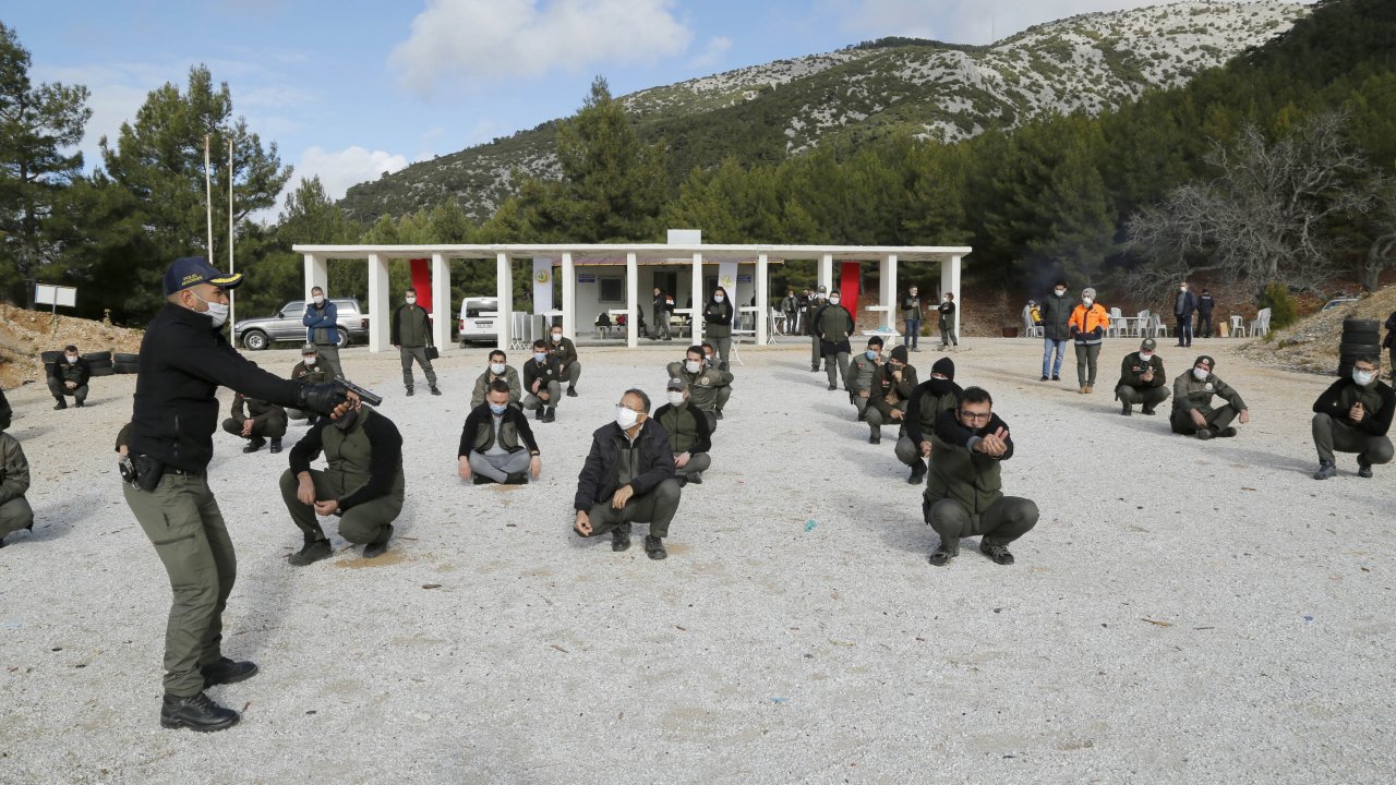 Ormancılara Silah Eğitimi Verildi