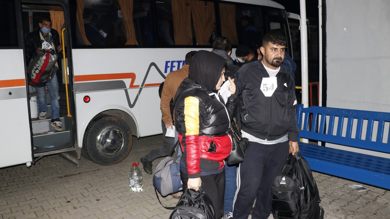 97 düzensiz göçmen yakalandı