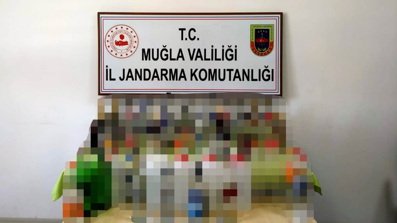 Kaçak içki ticareti iddiasıyla 2 şüpheli yakalandı
