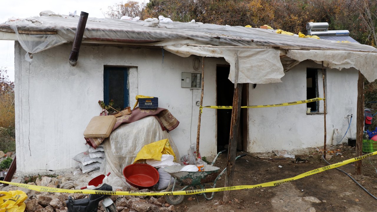 Evde çıkan yangında 2 yaşındaki çocuk öldü