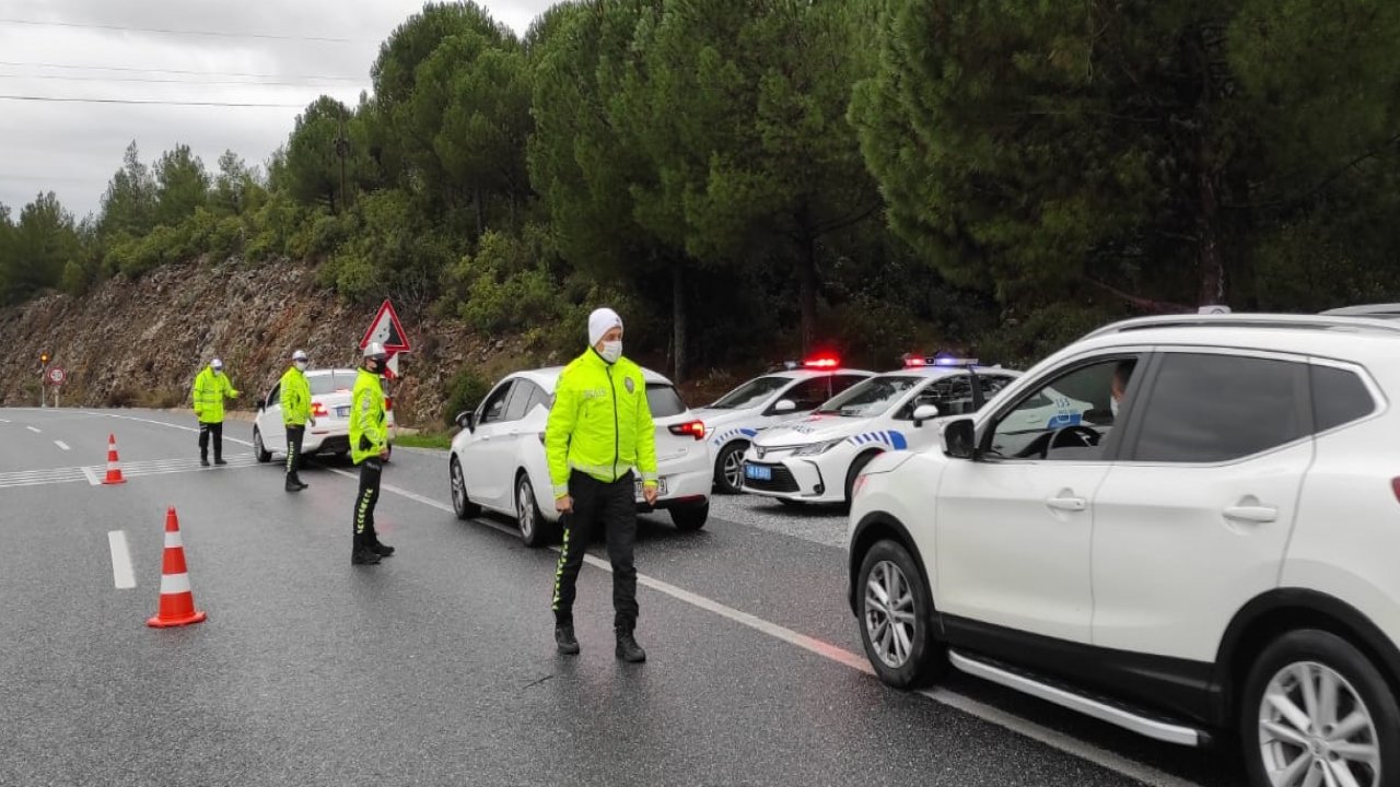 Sürücülere yılbaşı öncesi uyarı yapıldı