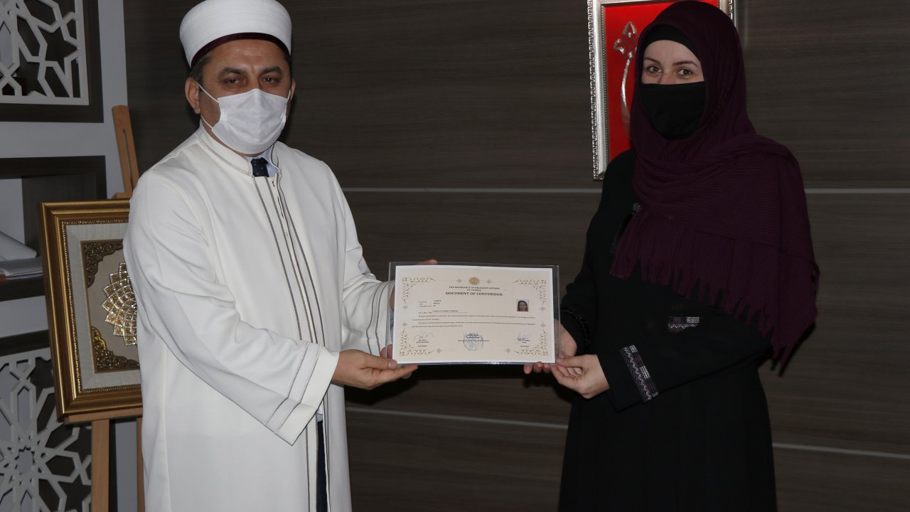 Fethiye'de yaşayan İngiliz kadın Müslüman oldu