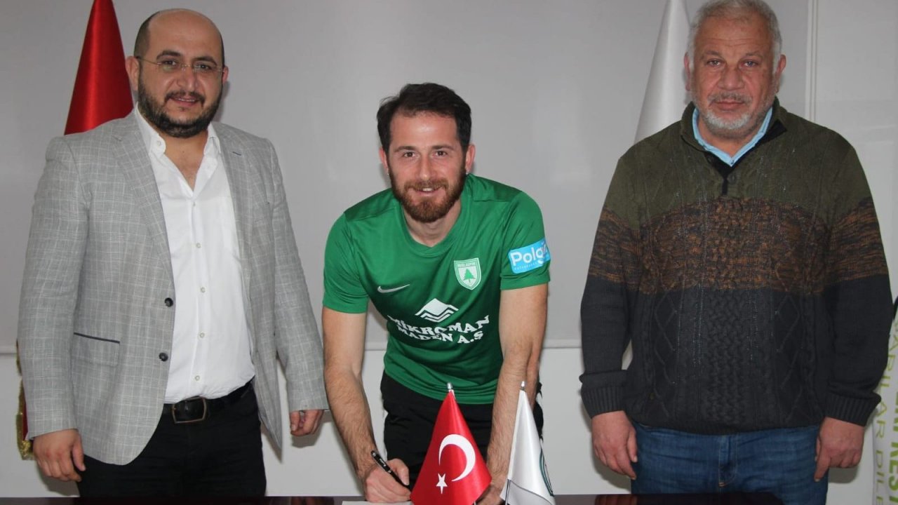 Ender Acar ile sözleşme imzalandı