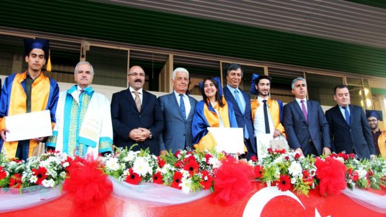 MSKÜ'de mezuniyet coşkusu