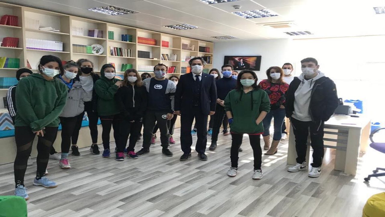 Muğla Uluslararası Gençlik Merkezi’ni ziyaret