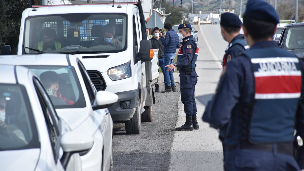 Tedbirleri ihlal eden 52 kişiye para cezası verildi