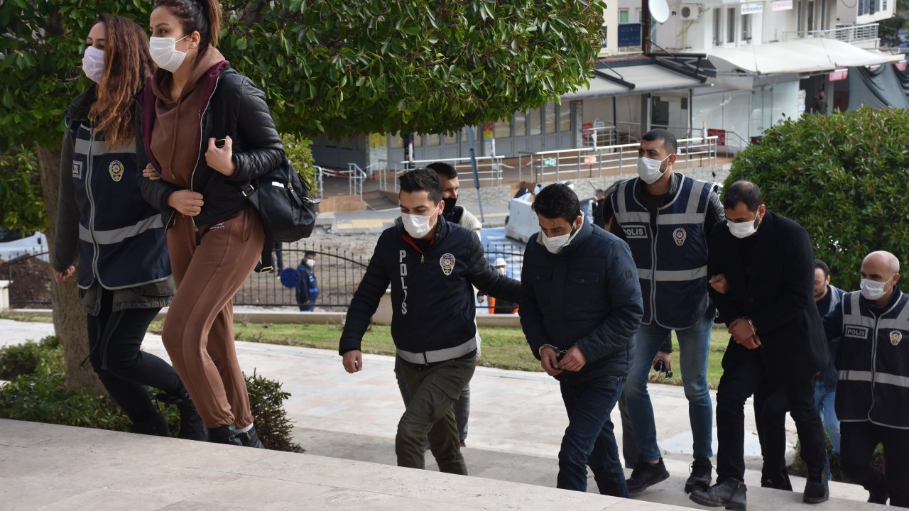 Telefon dolandırıcılığı operasyonunda 3 şüpheli tutuklandı