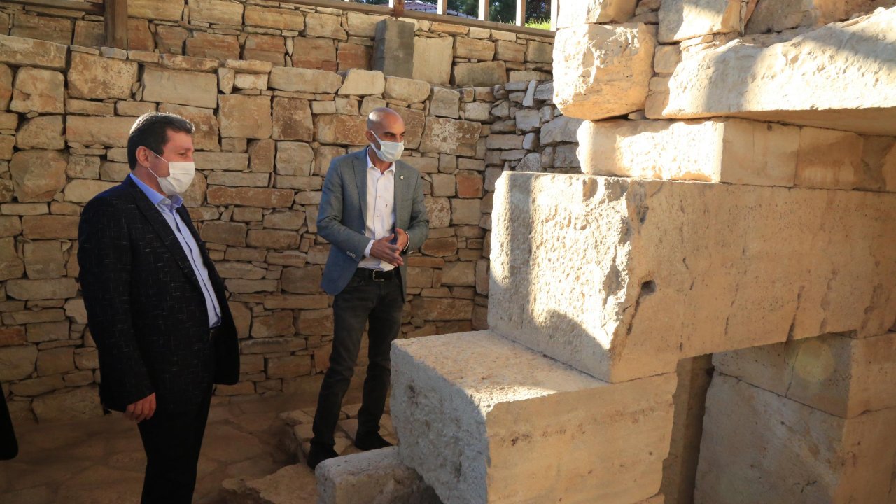 Vali Tavlı Ören Arkeopark Alanı’nı inceledi