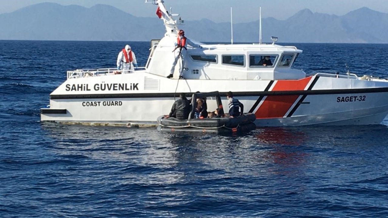Muğla açıklarında 12 sığınmacı kurtarıldı