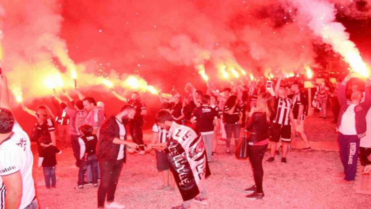 Bodrum’da 1903 meşale yakarak geceyi gündüze çevirdiler