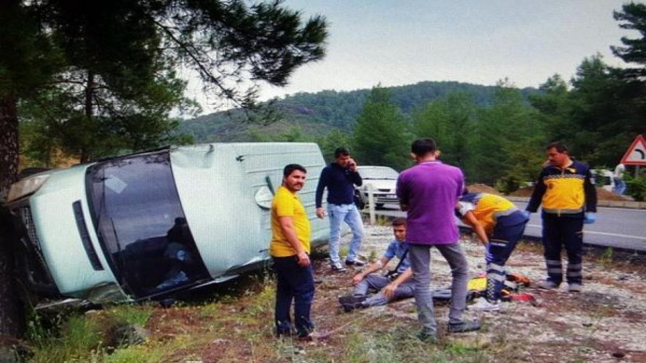 Para nakil aracı kaza yaptı; 2 yaralı