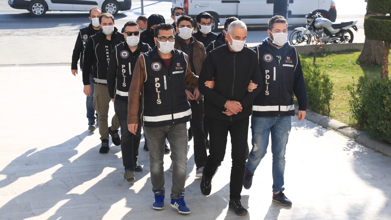 Rüşvet operasyonunda 2 kişi tutuklandı