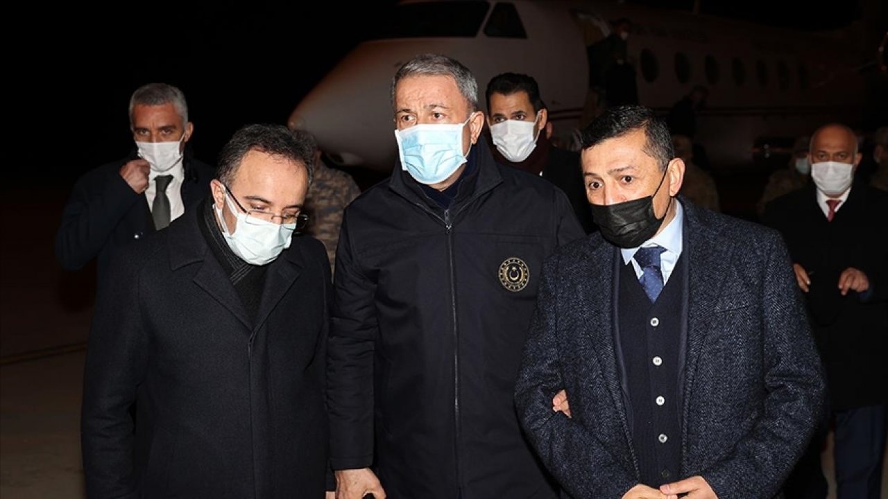 Bakan Akar: Kazanın hava şartları nedeniyle olduğu değerlendiriliyor