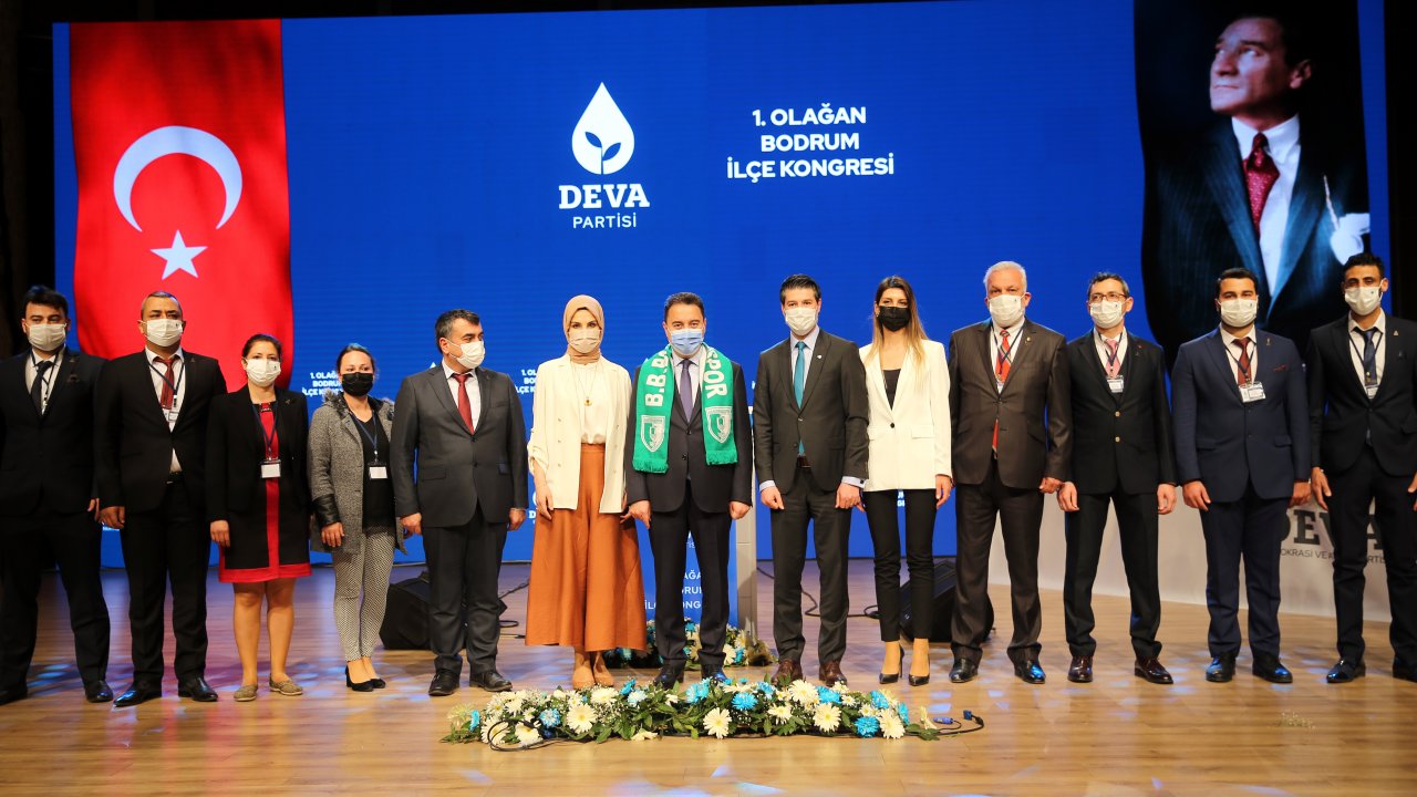 DEVA Partisi Genel Başkanı Babacan, partisinin Bodrum İlçe Olağan Kongresi'nde konuştu