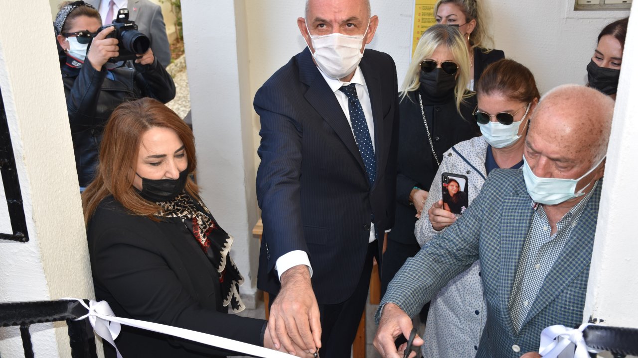 Marmaris'te hayırsever tarafından yaptırılan mesleki eğitim merkezi açıldı