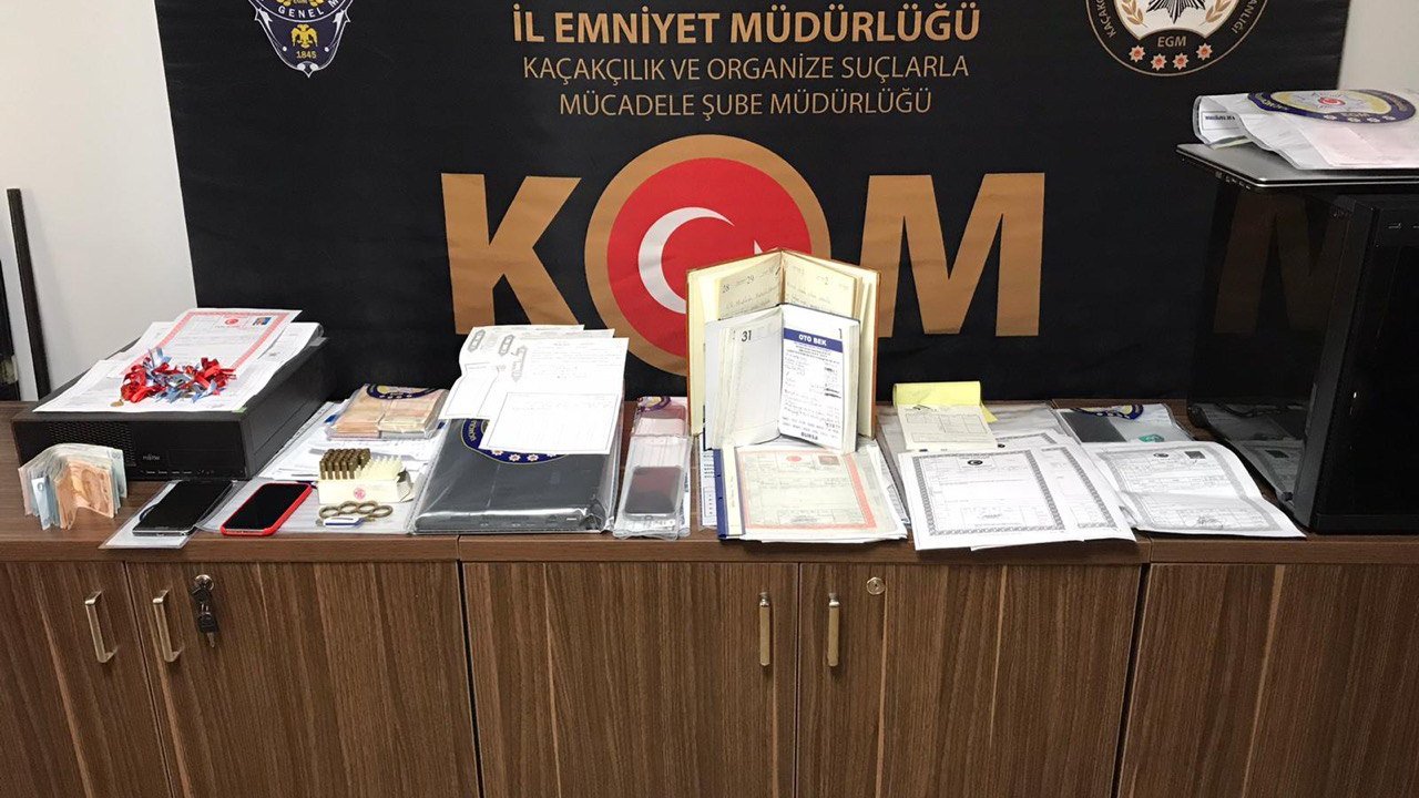 Tefecilik operasyonunda 13 şüpheli yakalandı