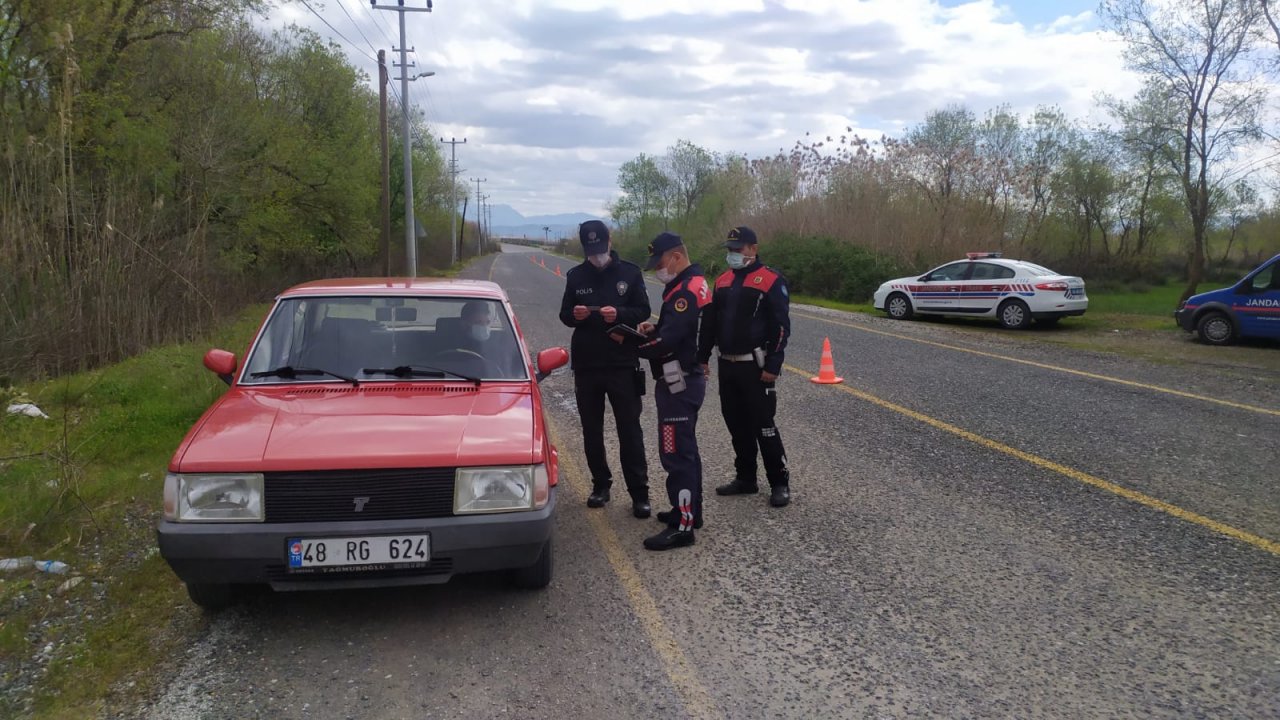 Trafik kurallarına uymayan 48 kişiye ceza kesildi