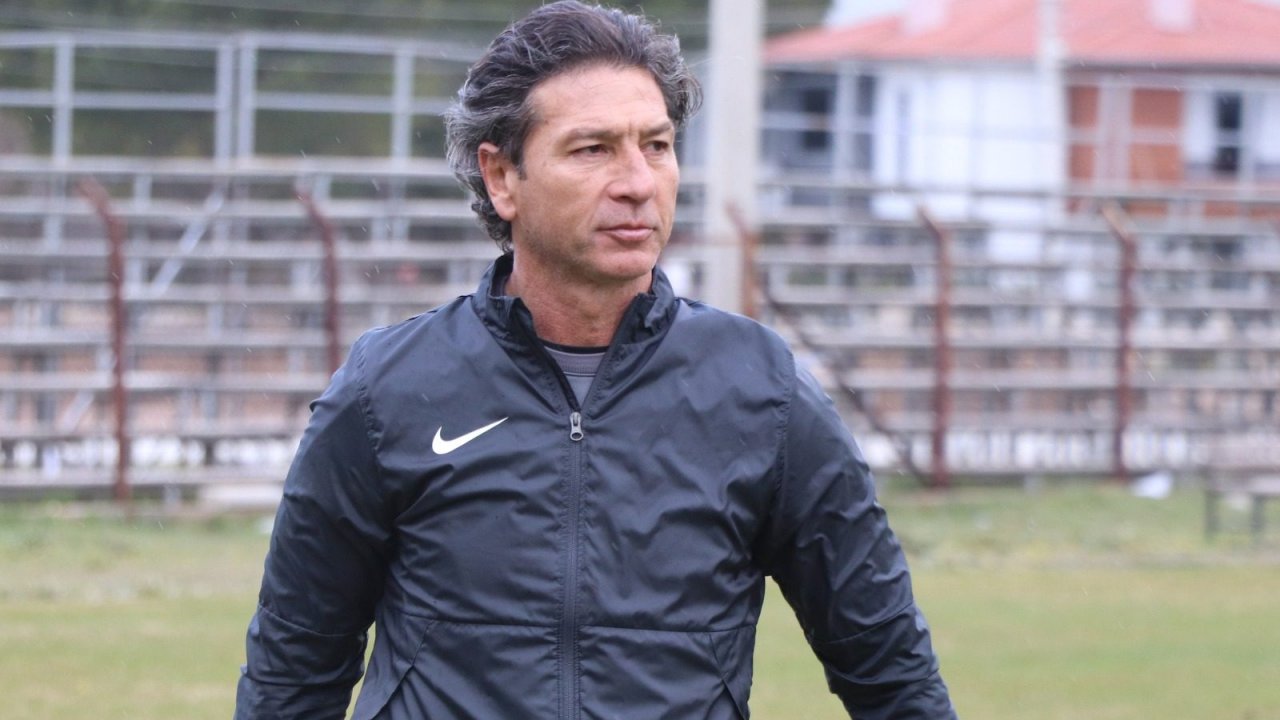 Muğlaspor, Akbulut ile yolları ayırdı