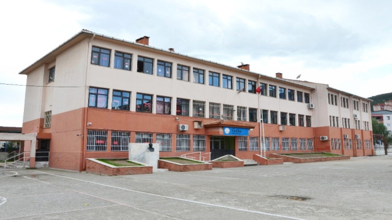 124 okulun 102’sinde yüz yüze eğitime ara verildi