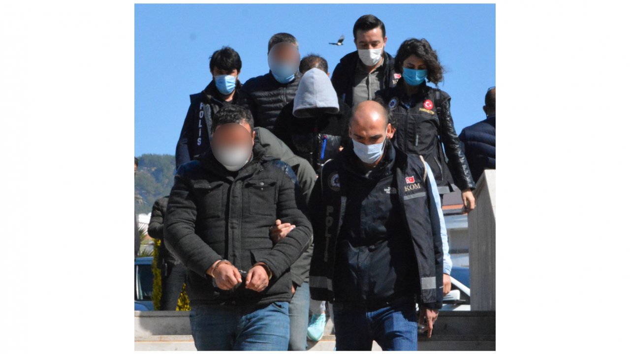 Tefecilik operasyonunda gözaltına alınan şüpheliler adliyeye sevk edildi