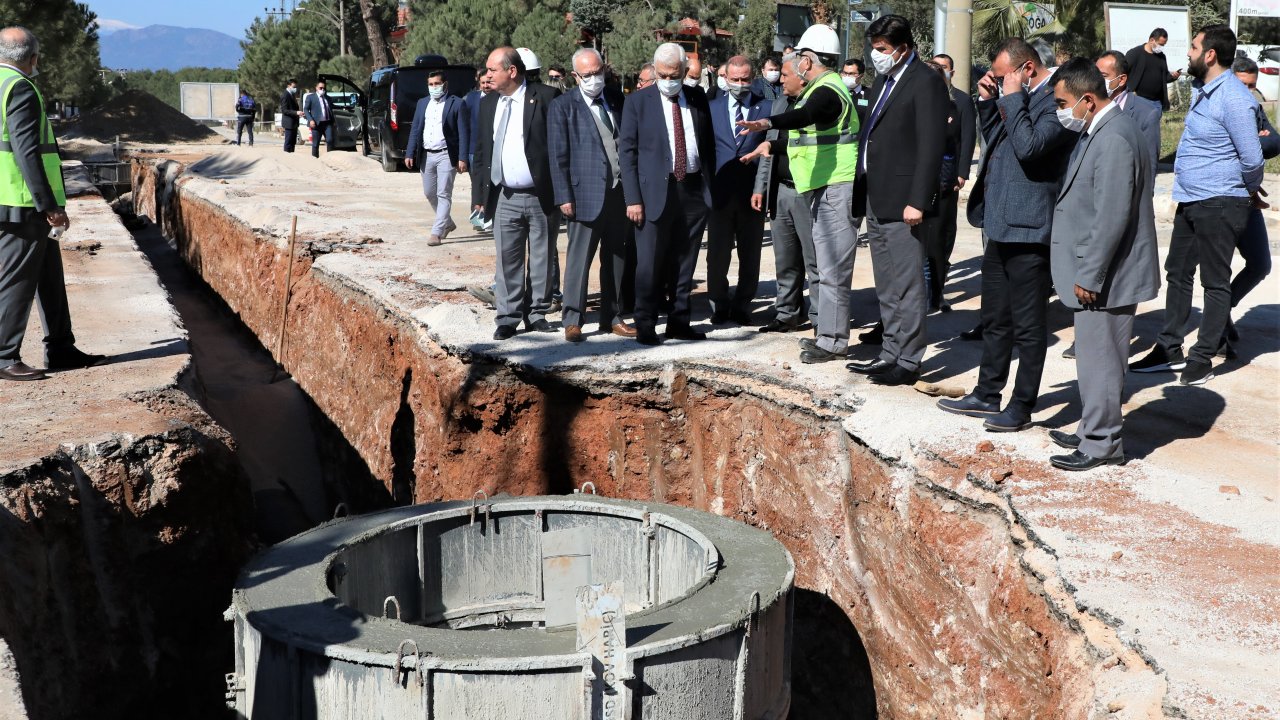 Hisarönü- Ovacık kanalizasyon çalışmaları sürüyor