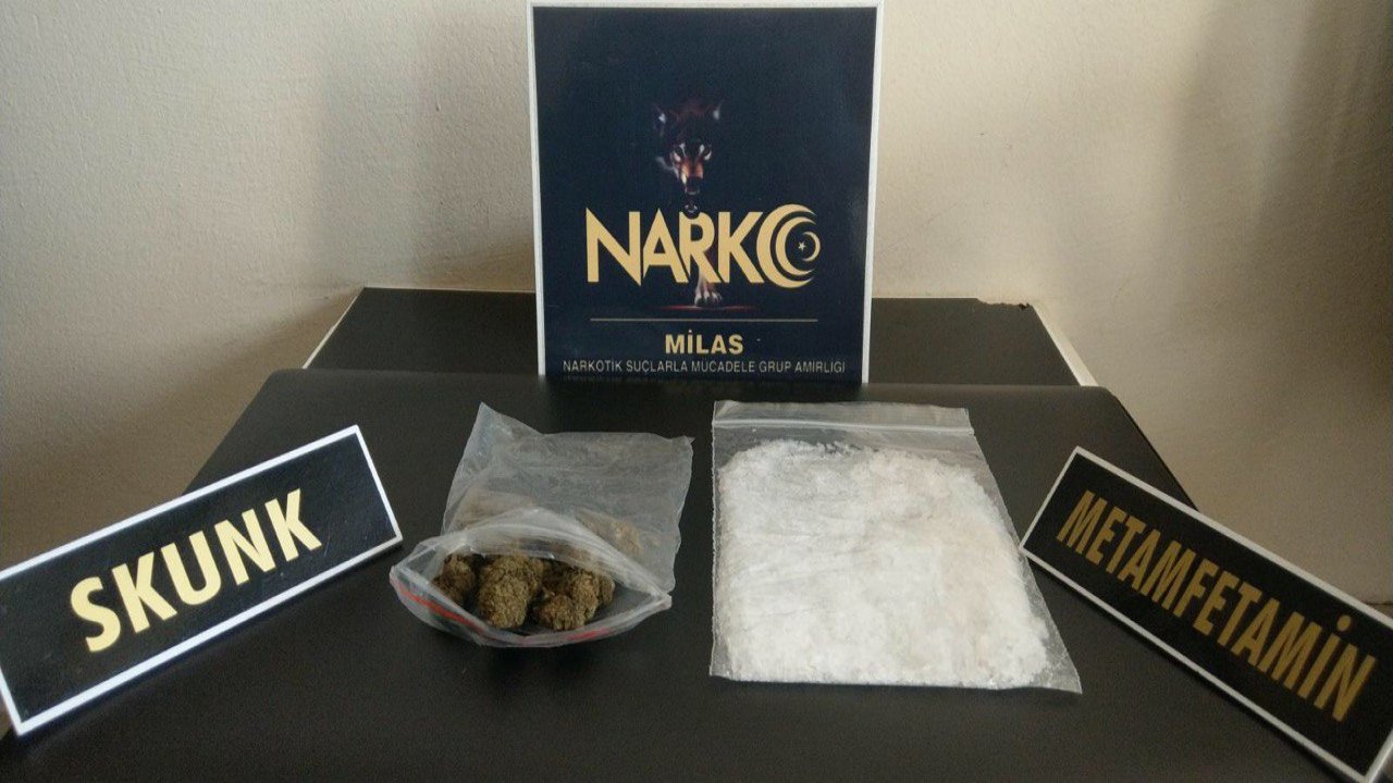 Mikrofon kablosunda uyuşturucu bulundu