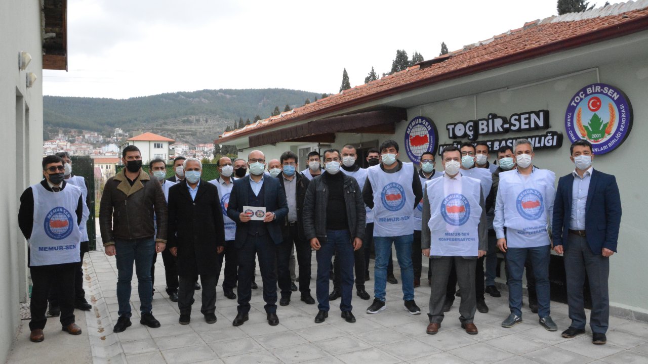 Memur-Sen Muğla Şubesi:  “Türkiye artık darbecilerden hesap sorulan bir ülkedir”