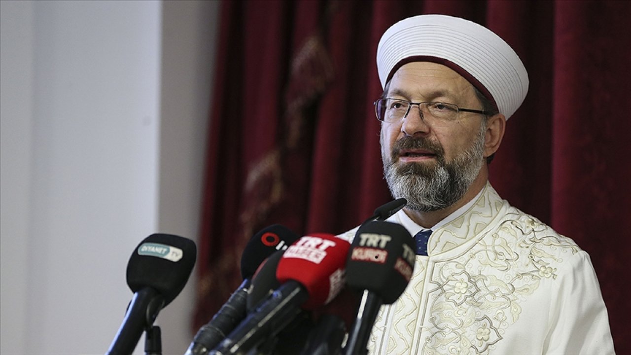 Diyanet İşleri Başkanı Erbaş: Teravih namazını evlerimizde kılmanın uygun olduğuna karar verdik
