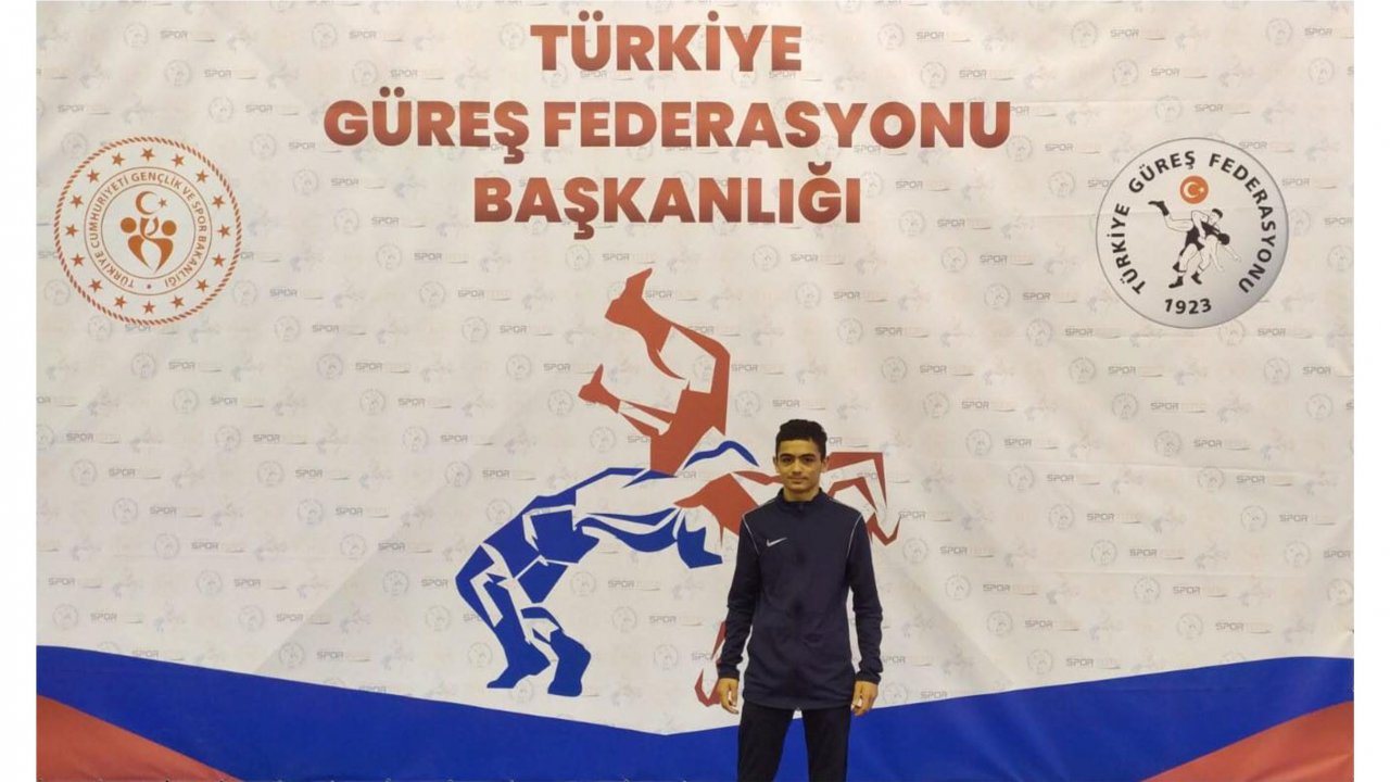 Güreş Milli Takım kadrosuna şampiyon olarak seçildi