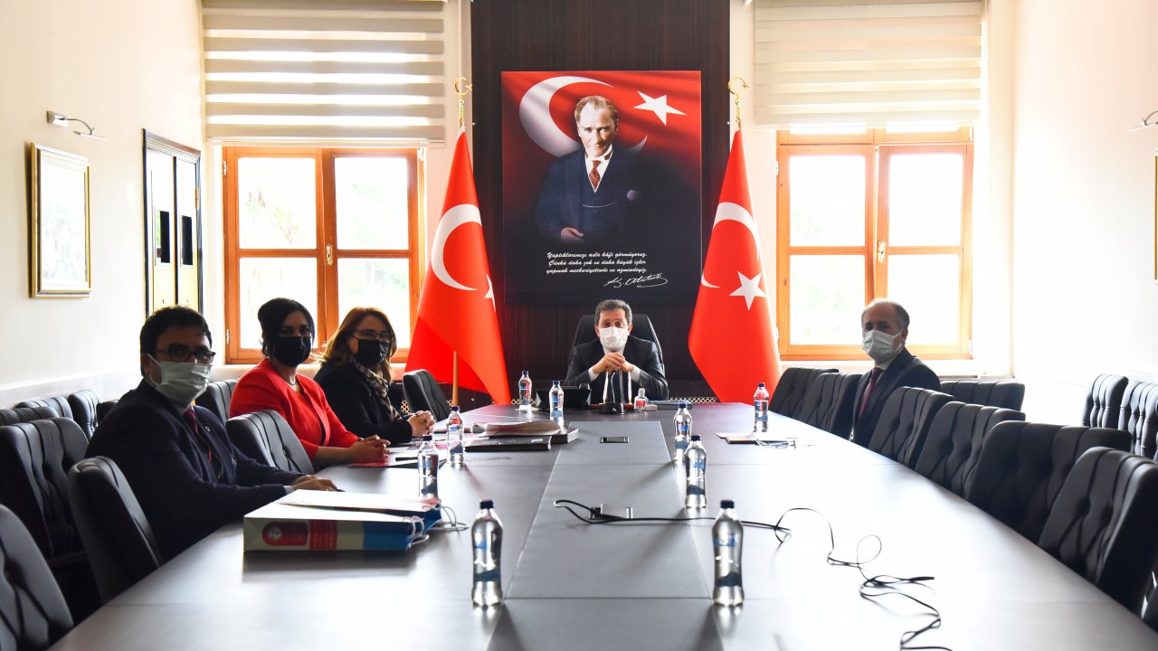 Bir Tarih Hazinesi Beçin Kalesi Belgeseli değerlendirildi