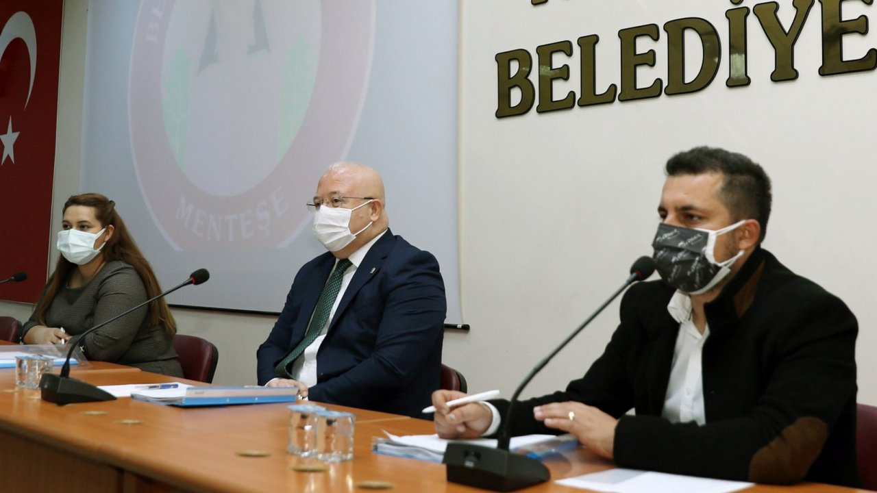 Esnafa destekler devam ediyor 