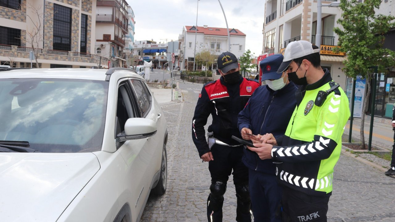 22 kişiye 17 bin TL ceza kesildi