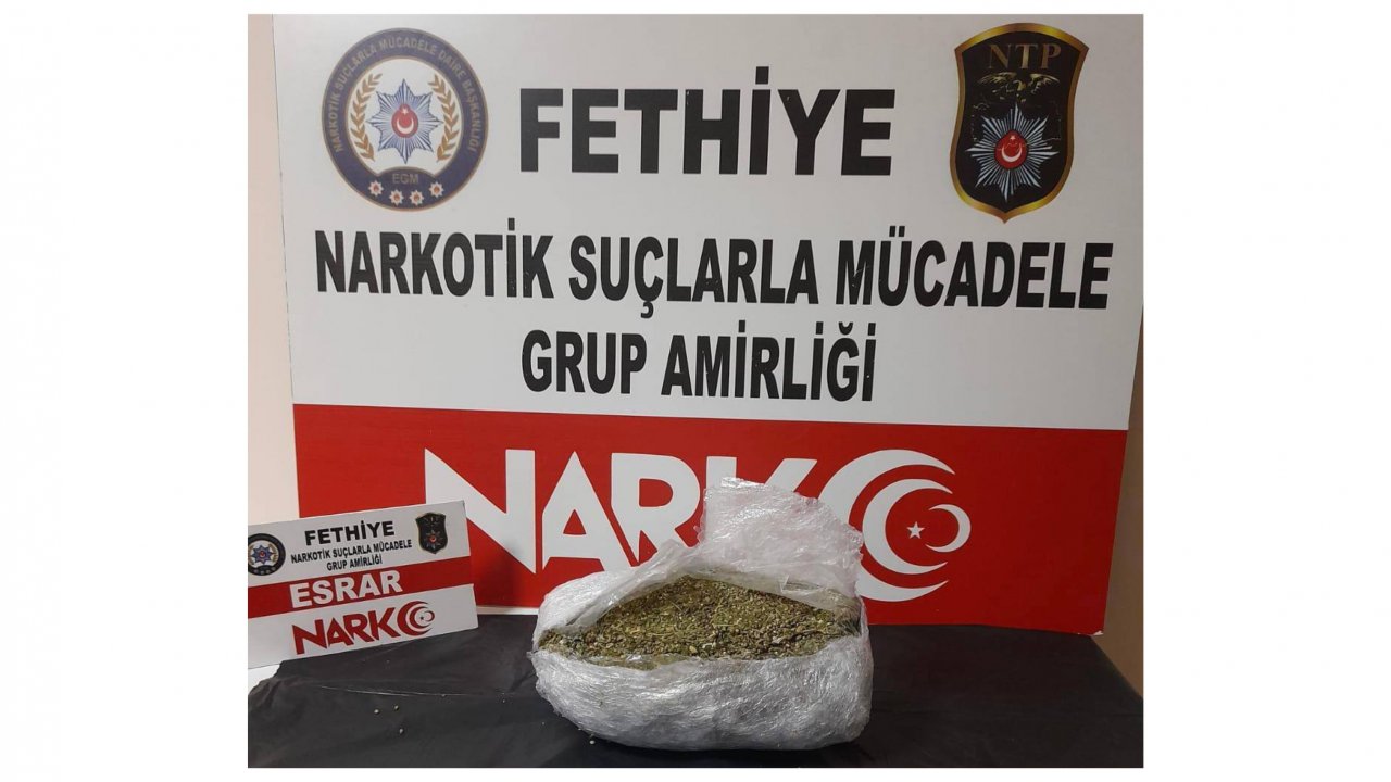 Esrar ele geçirildi