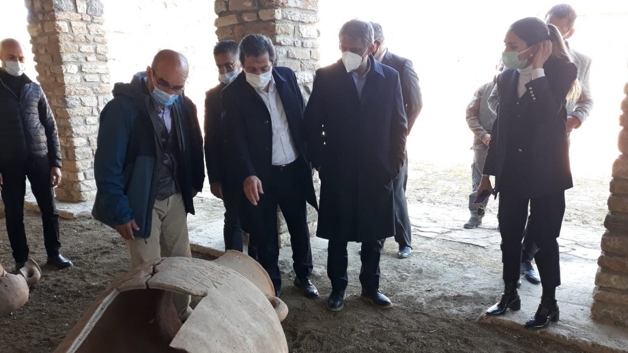 Nadir Alpaslan, Stratonikeia’yı ziyaret etti