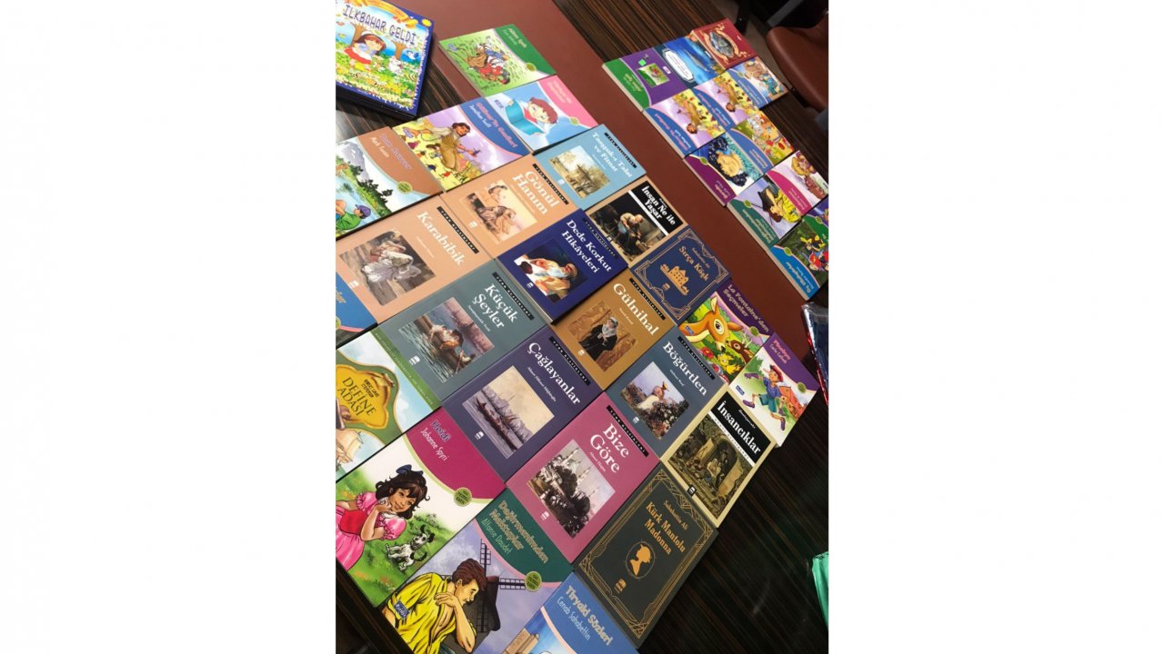 Sevgi Evlerinde Kalan Çocuklara “23 Nisan” Hediyesi