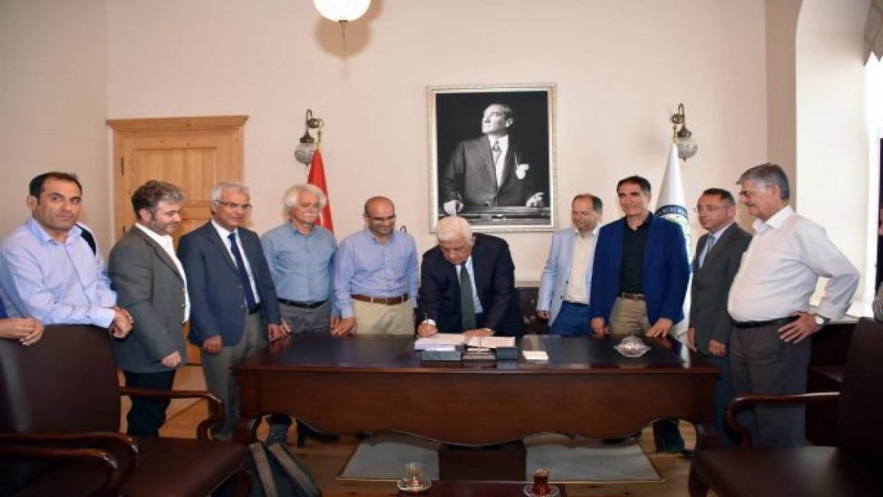 Büyükşehir’den Antik Kazılara Destek