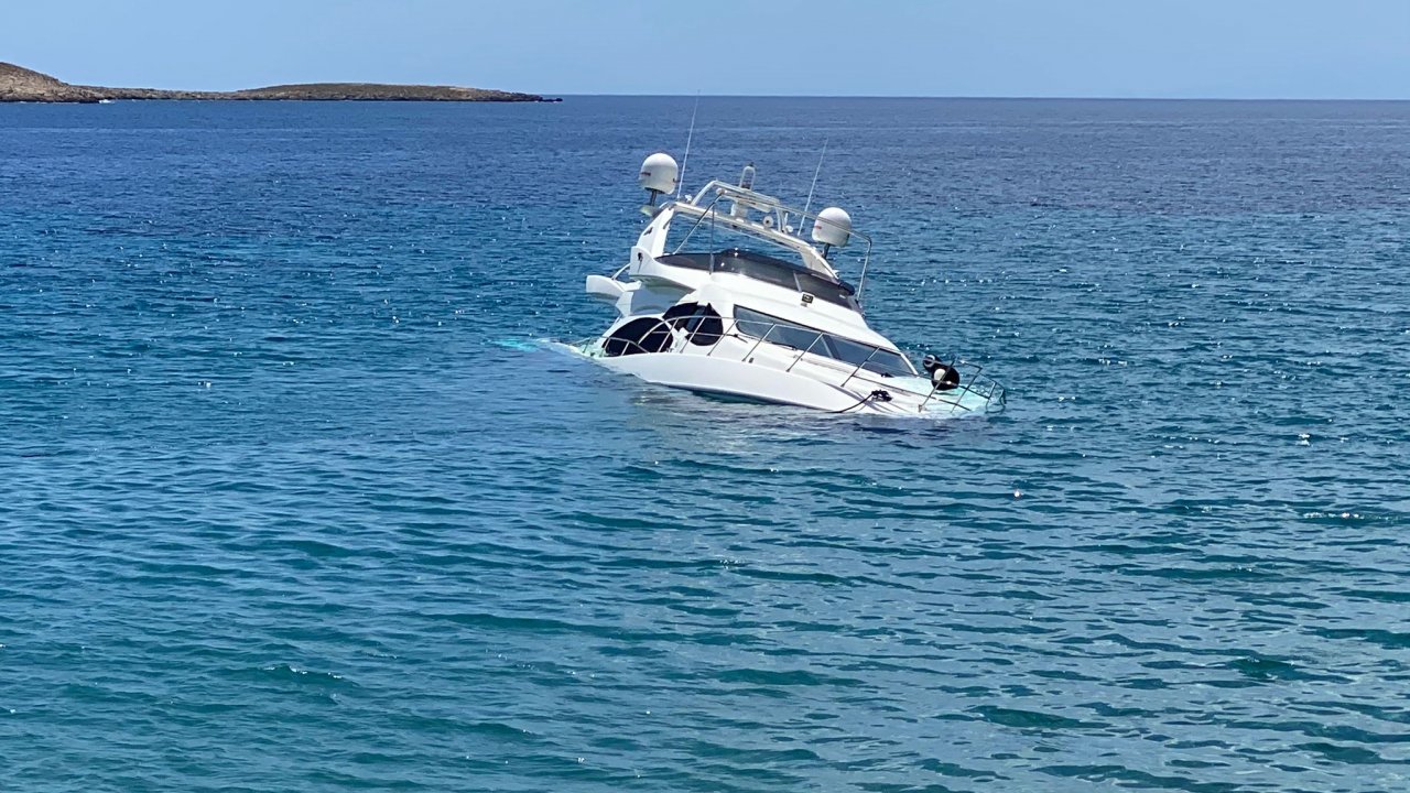 Karaya oturan yattaki 6 kişi kurtarıldı