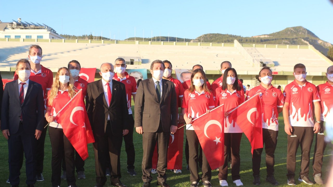 19 Mayıs coşkusu akşam da devam etti