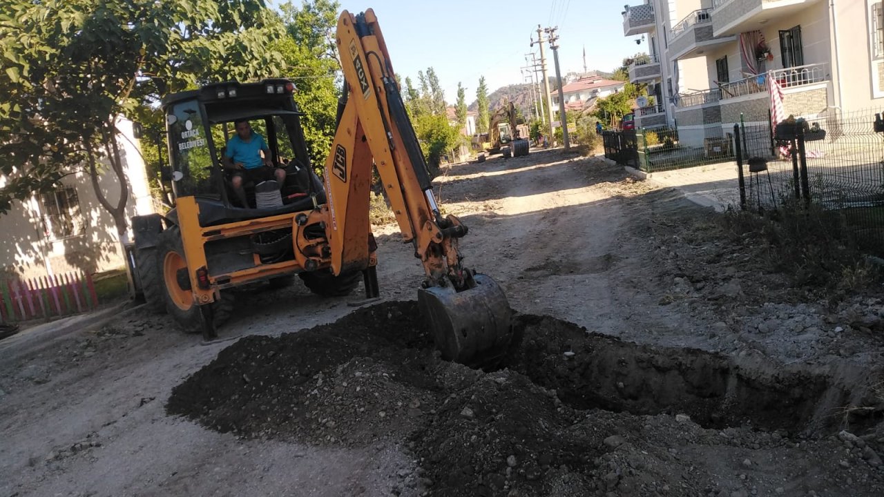 Alt yapı çalışmaları sürüyor