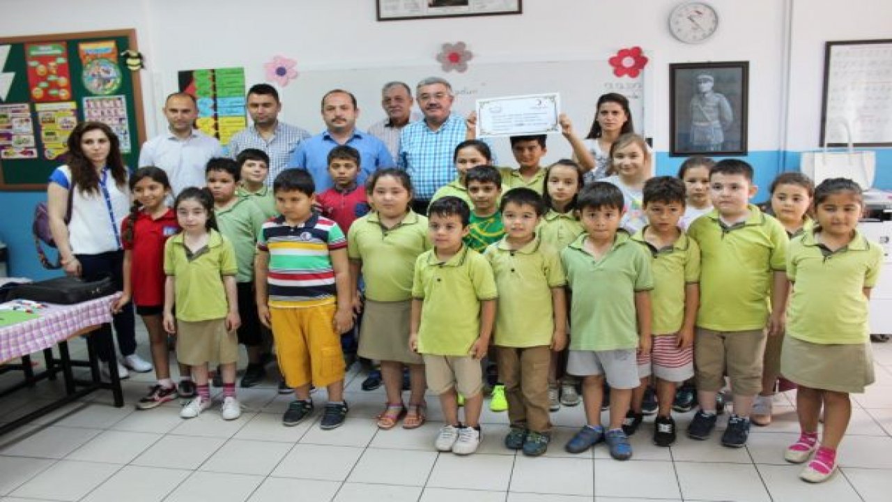 Harçlıklarını verdiler